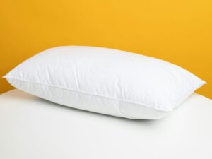 jude-infantini-gRZmKaFUpBM-unsplash Latex pillow